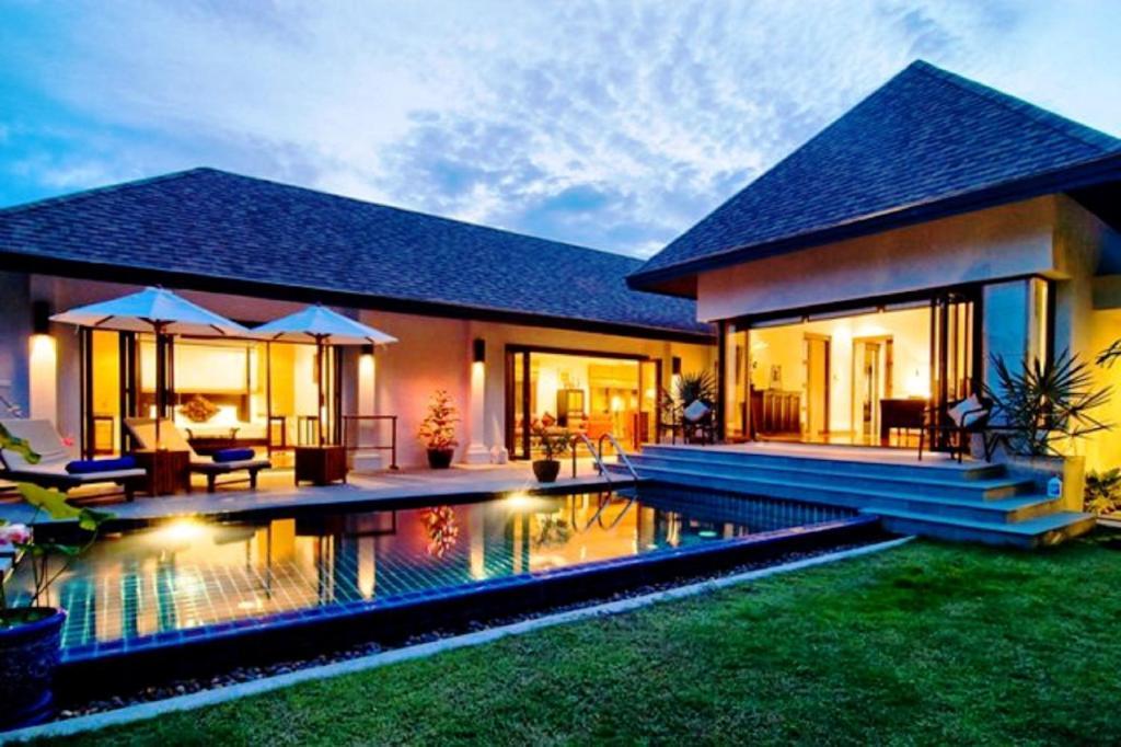 Villa Suksan Rawai Luaran gambar